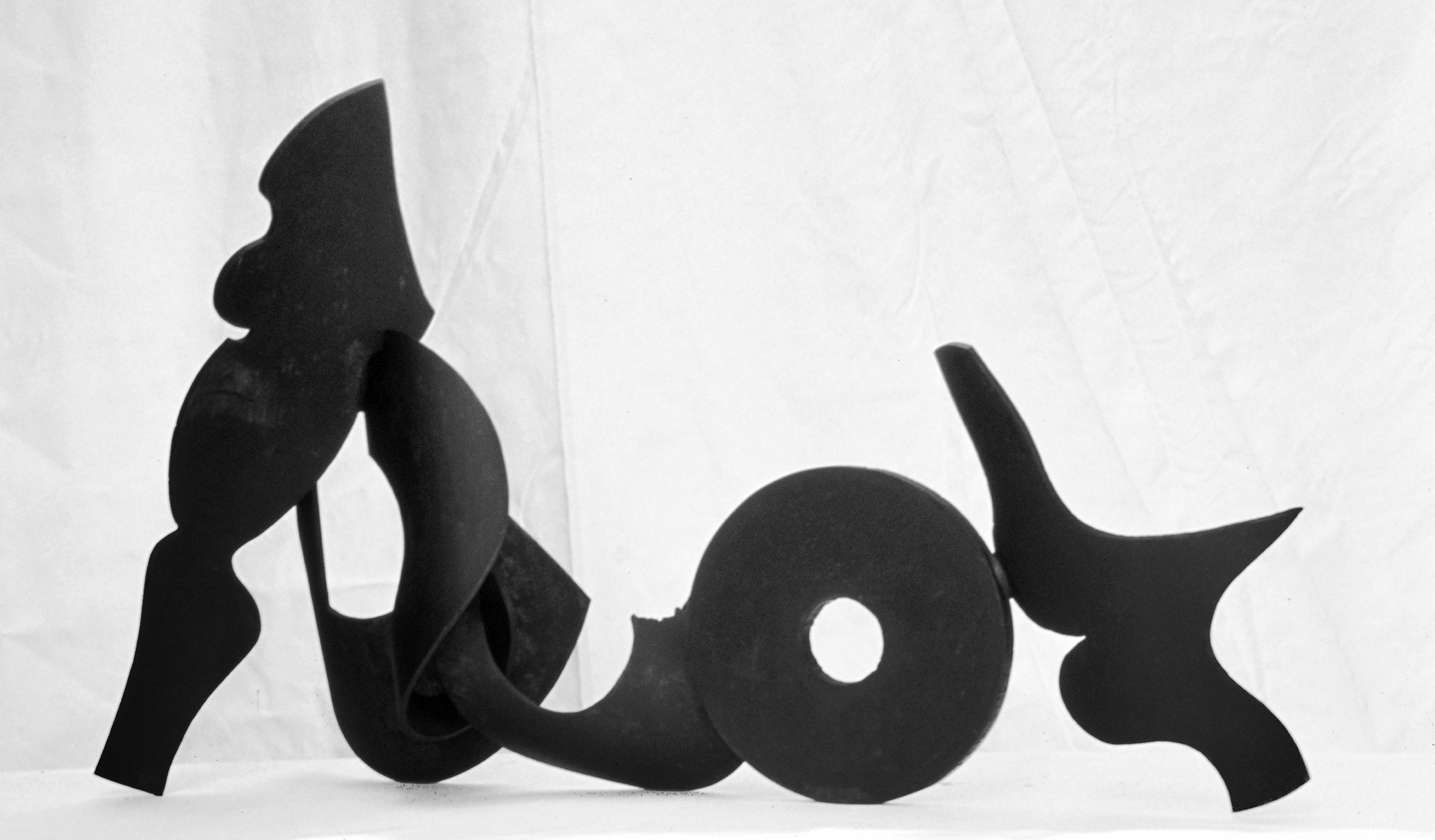 Opus 18, 1995, sculpture by Adrian Mauriks.